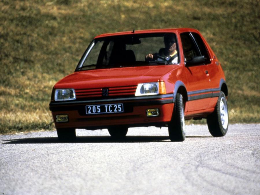  Peugeot 205 1.6 GTI 1983 года  (фото 32 из 32)